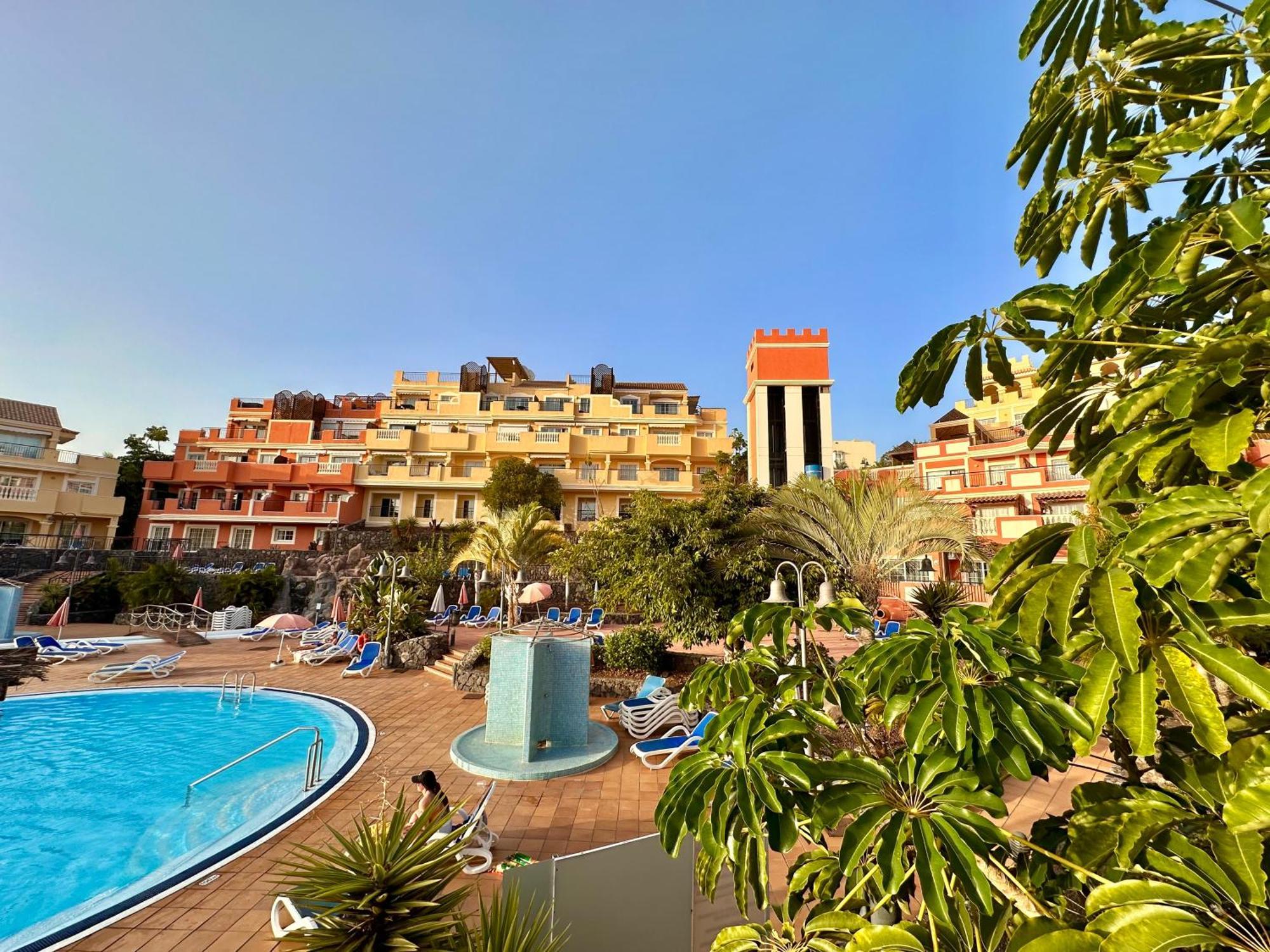 Sunset Apartment 2 & Heated Pool Los Cristianos  Exterior foto