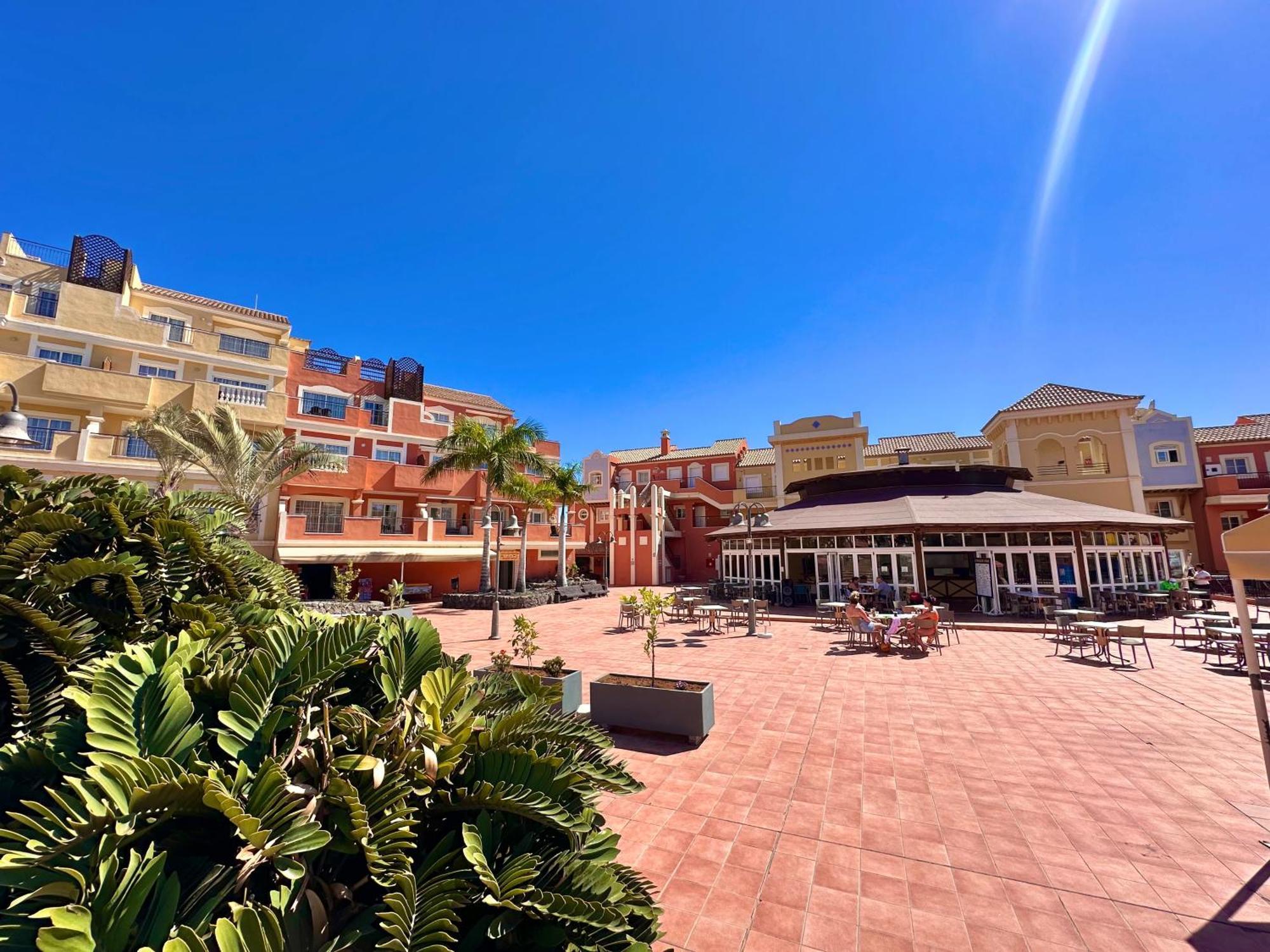 Sunset Apartment 2 & Heated Pool Los Cristianos  Exterior foto